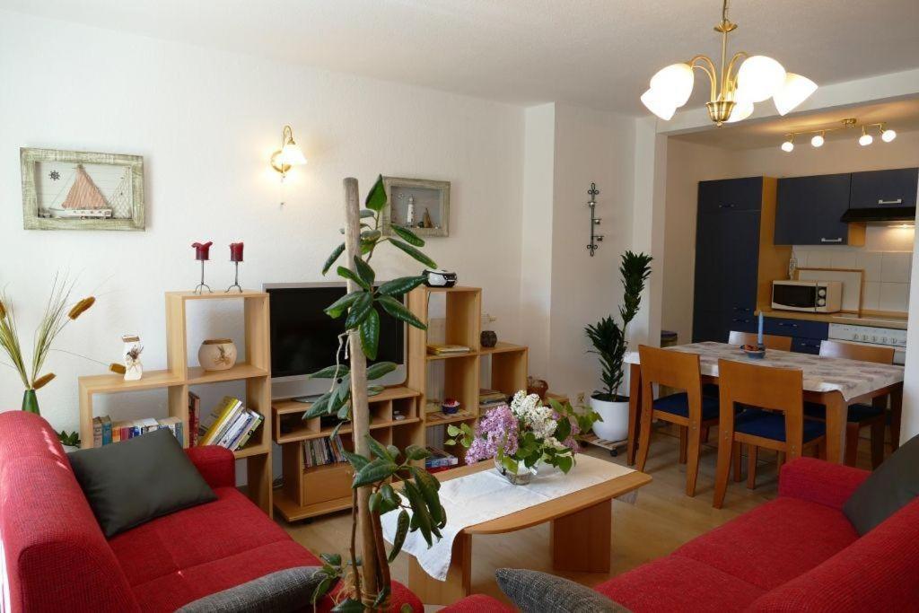 Ferienwohnung-Amsel-Kinderfreundliche-Unterkunft-In-Zentraler-Lage Берген-ауф-Рюген Екстер'єр фото